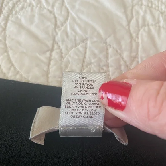 Women’s LOFT Black Ruffled Mini Skirt - size 0 - Picture 10 of 12